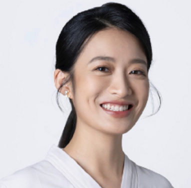 Julia Zhou